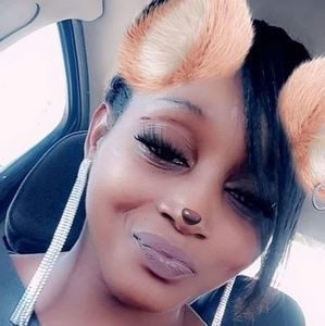 Meet your Posher, Senya